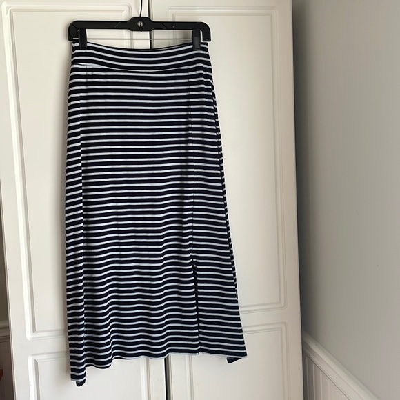 🎀DONATED🎀 Talbots Jersey Maxi Skirt - Picture 2 of 6